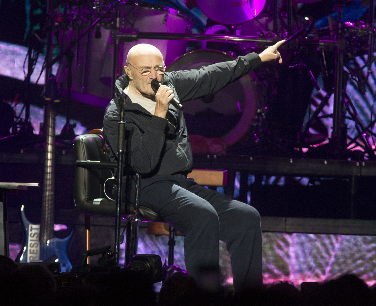 Phil Collins - Oct. 11